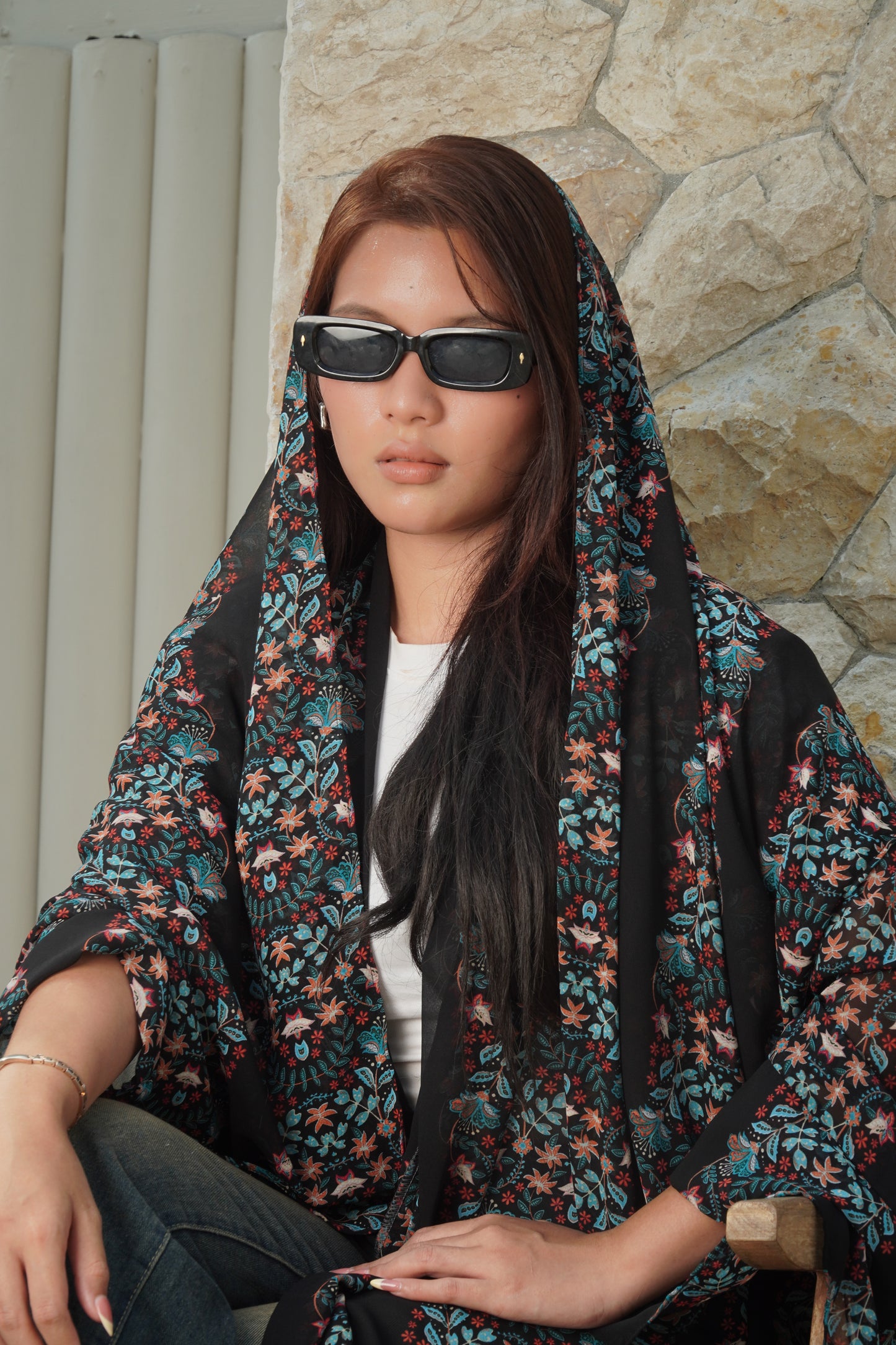 Noan Black Printed Abaya